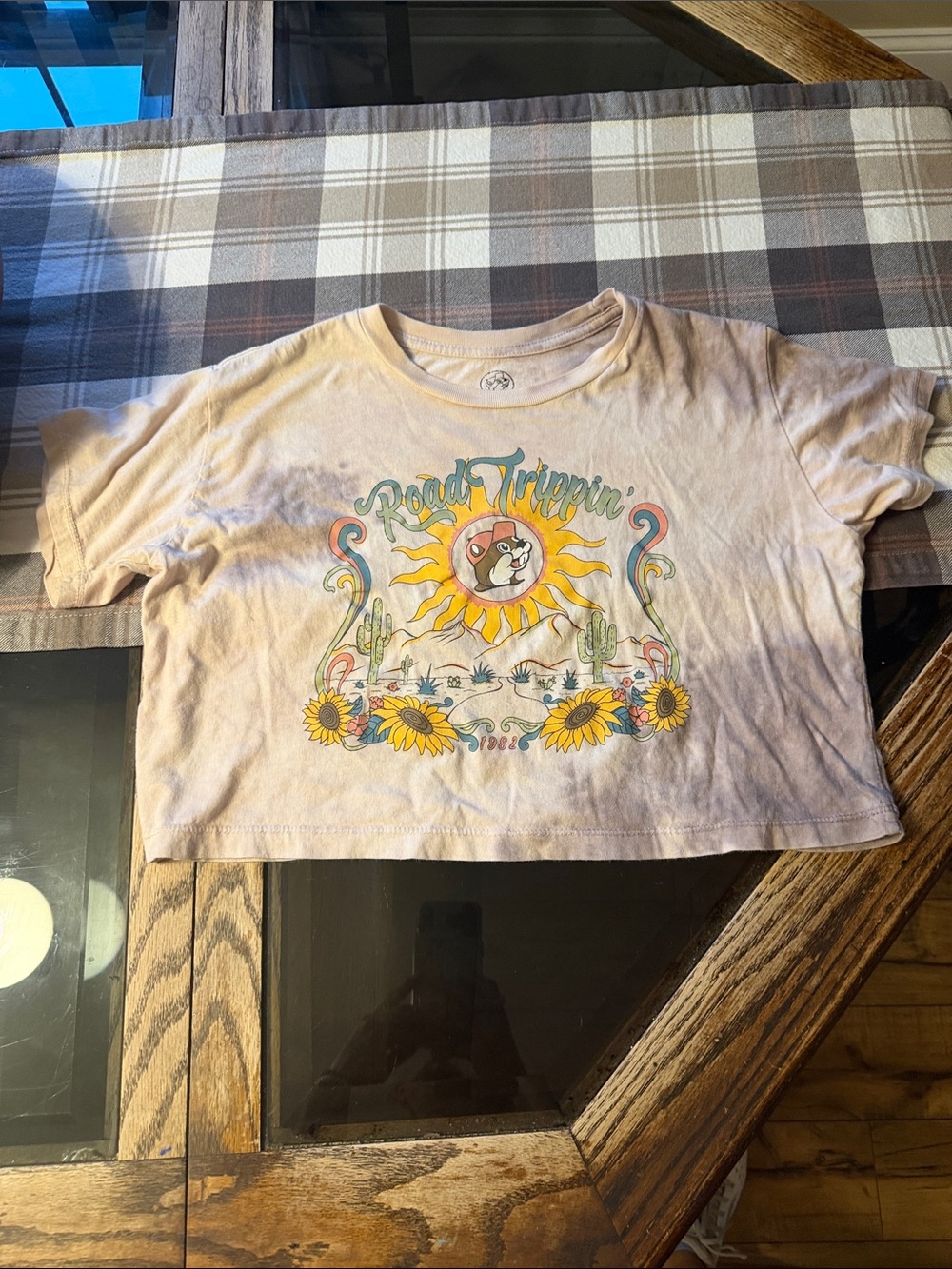 Road Trippin' Sunflower Graphic Crop Tee - Light Peach